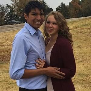 Meet your Posher, Devyn